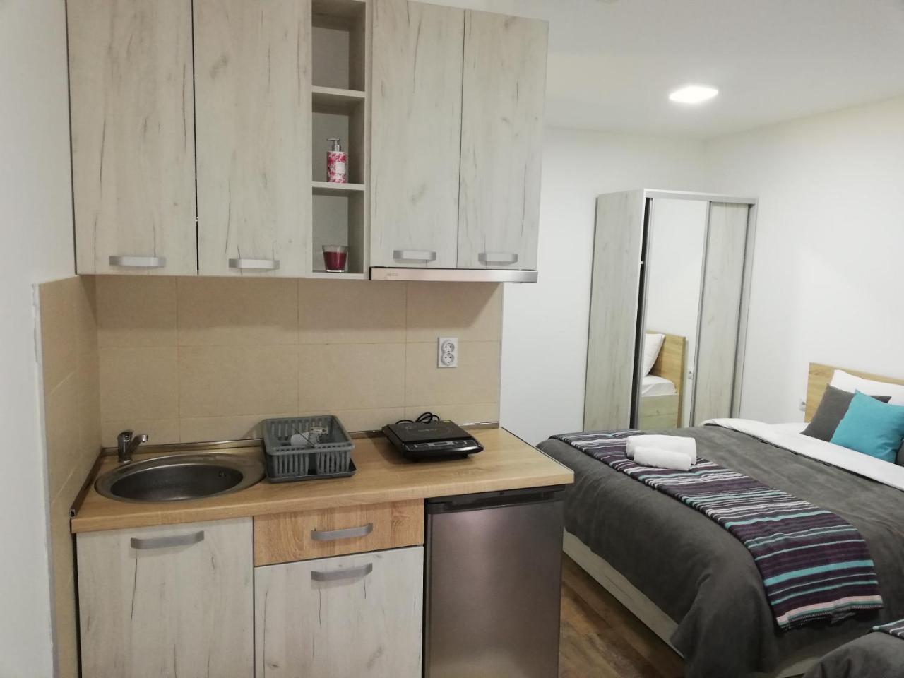 Vila Vrh Crni Vrh Luaran gambar
