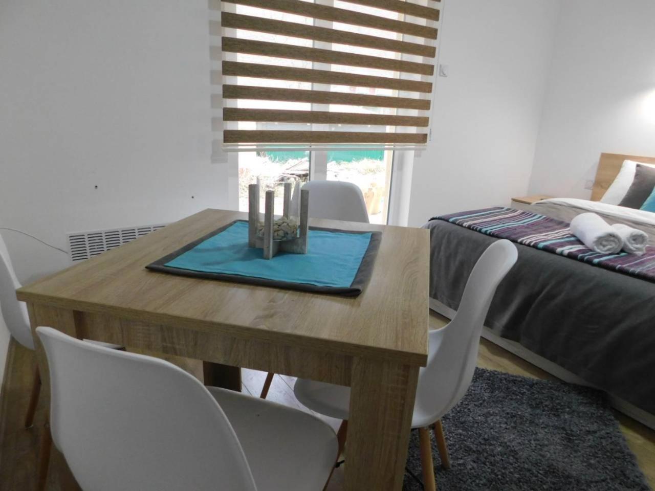 Vila Vrh Crni Vrh Luaran gambar