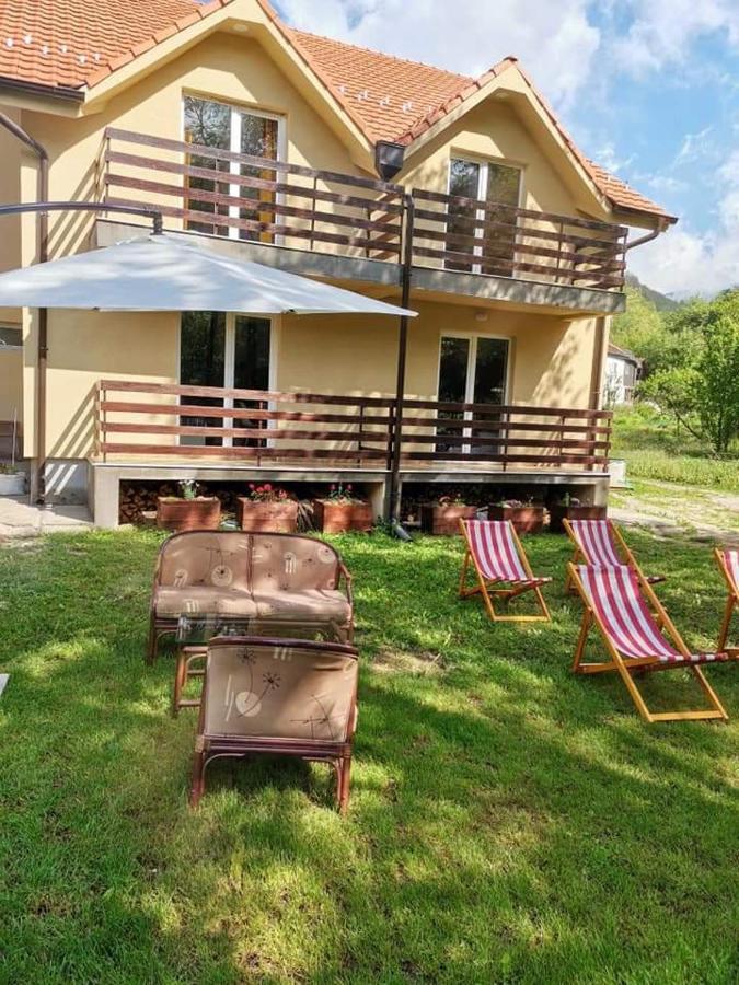Vila Vrh Crni Vrh Luaran gambar